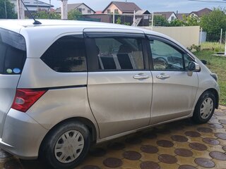 2009 Honda Freed I, серебристый, 1070000 рублей, вид 2