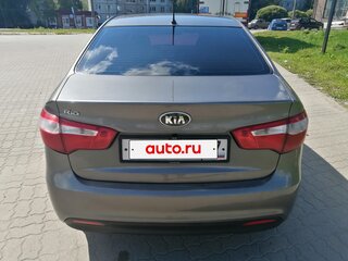2011 Kia Rio 5-speed III, серый, 680000 рублей, вид 3