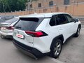 2022 Toyota RAV4 V (XA50), белый, 4100000 рублей - вид 7