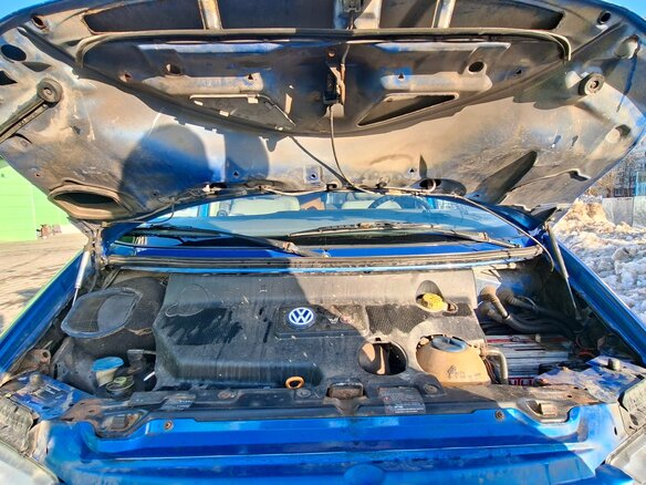 2001 Volkswagen Multivan T4, синий, 700000 рублей - вид 24