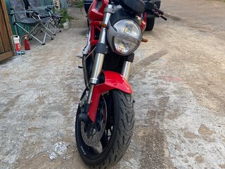 2008 Ducati Monster 696, красный, 400000 рублей, вид 1