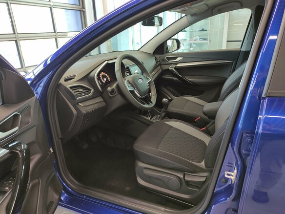 2026 Lada (ВАЗ) Vesta SW I Рестайлинг (NG), синий - вид 13