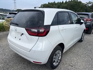 2022 Honda Fit IV, белый, 1171000 рублей, вид 2
