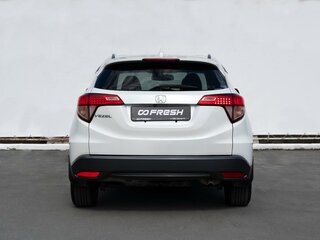 2015 Honda Vezel I, белый, 1790000 рублей, вид 4