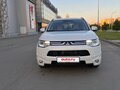 2013 Mitsubishi Outlander III, белый, 1850000 рублей - вид 1
