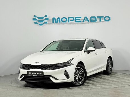 Kia K5 III