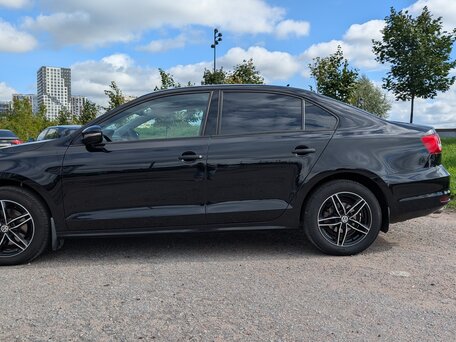 2014 Volkswagen Jetta VI Рестайлинг, чёрный, 890000 рублей, вид 5