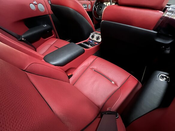 2017 Rolls-Royce Dawn, серебристый, 29990000 рублей - вид 26