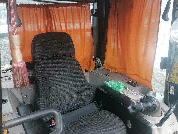 2011 Caterpillar D6, жёлтый, 8500000 рублей - вид 2