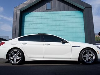 2017 BMW 6 серии Gran Coupe 640i xDrive III (F06/F13/F12) Рестайлинг, белый, 3300000 рублей, вид 3