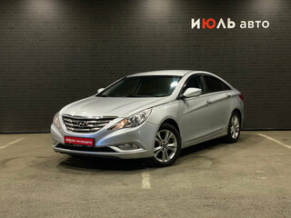 2011 Hyundai Sonata VI (YF), серебристый, 820000 рублей, вид 1