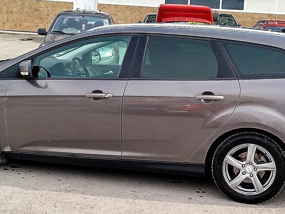 2012 Ford Focus III, коричневый, 760000 рублей - вид 7