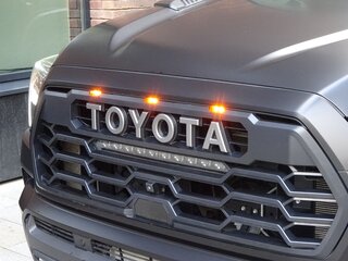 2023 Toyota Sequoia III, чёрный, 16000000 рублей, вид 2