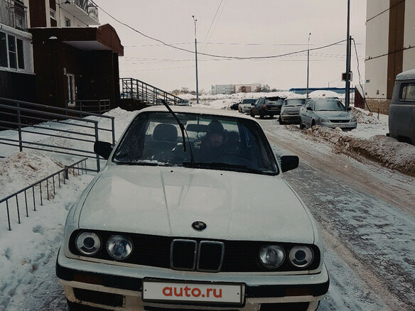 1988 BMW 3 серии 318i II (E30), белый - вид 1