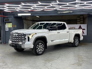 2022 Toyota Tundra CrewMax III, белый, 9100000 рублей, вид 2
