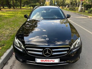 2019 Mercedes-Benz E-Класс 220 d V (W213, S213, C238), чёрный, 2950000 рублей, вид 2