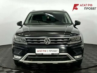 2017 Volkswagen Tiguan II, чёрный, 2440000 рублей, вид 3