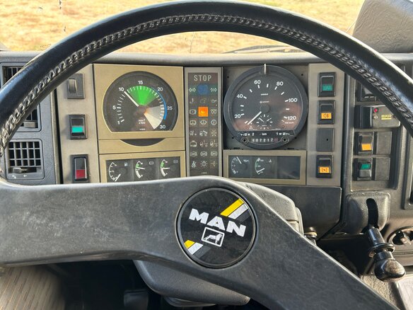 1994 MAN 18, белый, 1100000 рублей - вид 1