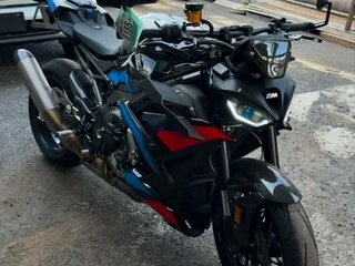 BMW M 1000 R