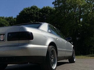 1998 Audi A8 I (D2), серебристый, 650000 рублей, вид 2
