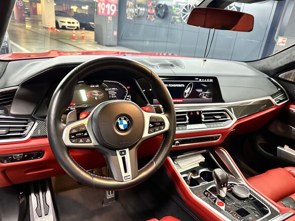 2021 BMW X6 M Competition III (F96), красный, 13000000 рублей - вид 27