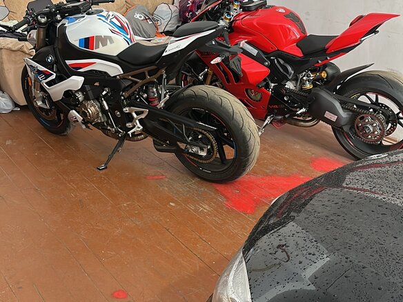 2023 Ducati Panigale V4, красный, 3199999 рублей - вид 5