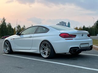2011 BMW 6 серии 650i xDrive III (F06/F13/F12), белый, 5990000 рублей, вид 4