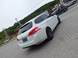 2021 Peugeot 308 II Рестайлинг, белый, 2100000 рублей, вид 4
