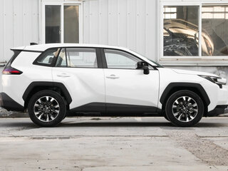 2026 Toyota RAV4 VI (XA60), белый, 4750000 рублей, вид 3
