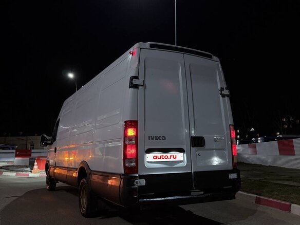 2008 Iveco Daily, белый, 800000 рублей - вид 1