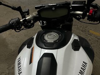 2015 Yamaha MT-07 (FZ-07), белый, 630000 рублей, вид 4