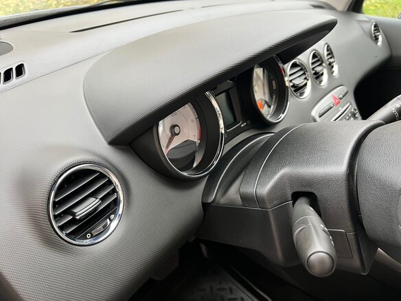 2008 Peugeot 308 I, серый - вид 19