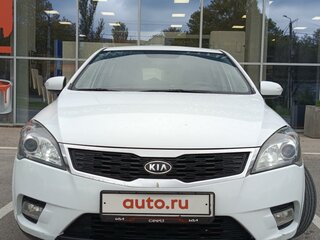 2010 Kia Ceed I Рестайлинг, белый, 715000 рублей, вид 1