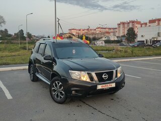 2014 Nissan Terrano III (D10), чёрный, 1150000 рублей, вид 3