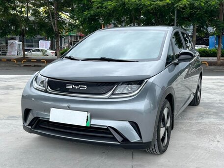 2022 BYD Dolphin 30.7 kWh I, серебристый, 1568013 рублей, вид 1