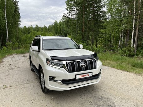 2019 Toyota Land Cruiser Prado 150 Series Рестайлинг 2, белый, 5550000 рублей, вид 2