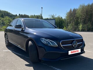 2017 Mercedes-Benz E-Класс 220 d V (W213, S213, C238), синий, 3400000 рублей, вид 3