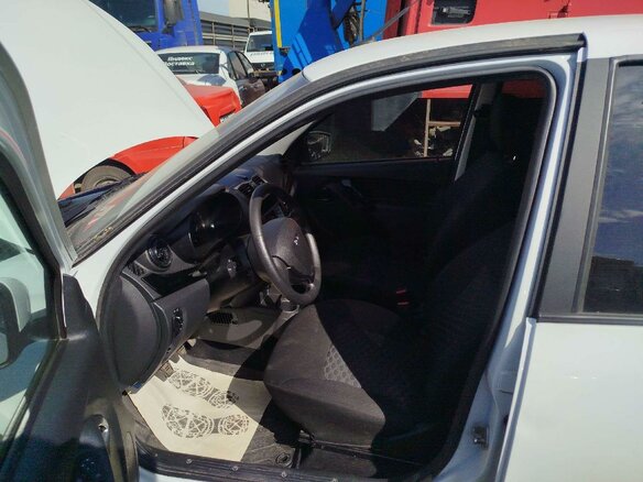 2025 Lada (ВАЗ) Granta I Рестайлинг, белый, 662625 рублей - вид 7