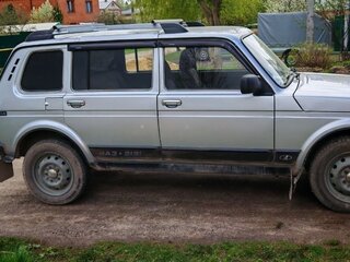 2011 Lada (ВАЗ) 2131 (4x4) I, серебристый, 600000 рублей, вид 2