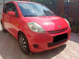 2008 Daihatsu Sirion II (M3) Рестайлинг, красный, 550000 рублей, вид 1