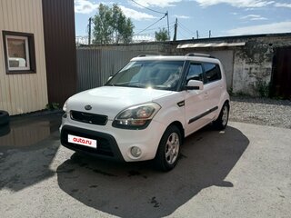 2012 Kia Soul I Рестайлинг, белый, 850000 рублей, вид 1