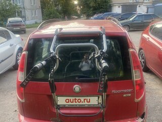 2010 Skoda Roomster I Рестайлинг, красный, 270000 рублей, вид 3