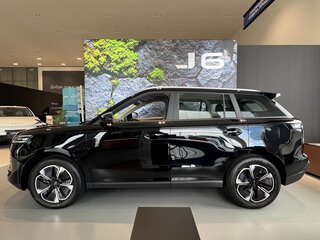 2026 Jeland J6, чёрный, 2899000 рублей, вид 3