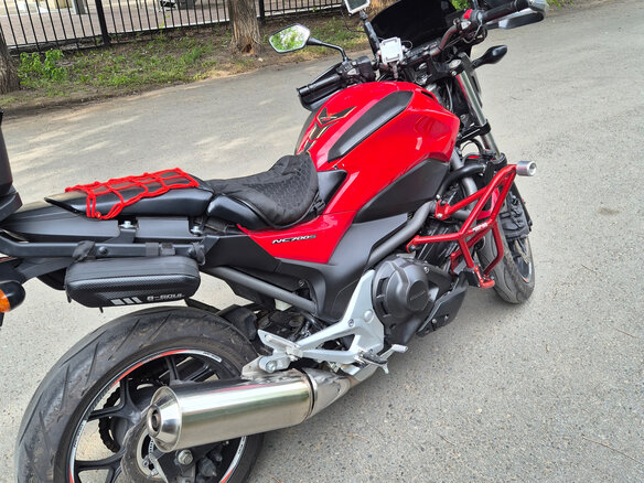 2012 Honda NC 700S, красный, 550000 рублей - вид 4