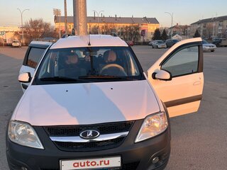 2016 Lada (ВАЗ) Largus Cross I, белый, 750000 рублей, вид 2