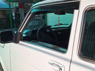 2011 Lada (ВАЗ) 2121 (4x4) I Рестайлинг, белый, 430000 рублей, вид 4