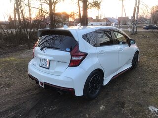 2018 Nissan Note Nismo e-Power II Рестайлинг, белый, 1690000 рублей, вид 4