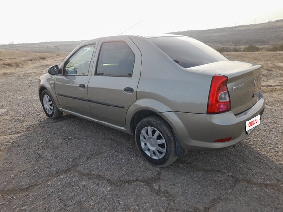 2012 Renault Logan I Рестайлинг, бежевый, 447000 рублей - вид 3