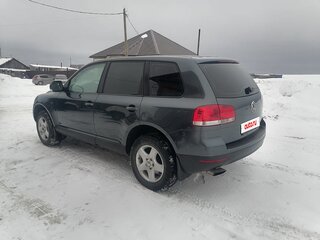 2006 Volkswagen Touareg I, серый, 850000 рублей, вид 4