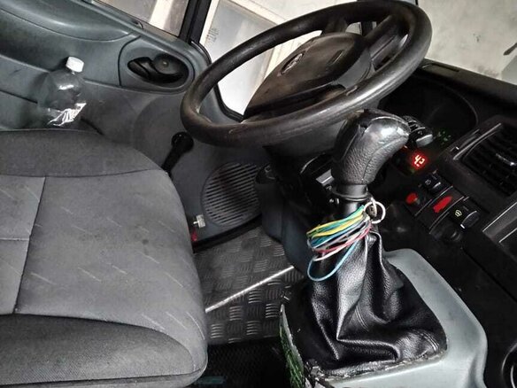 2006 Ford Transit, белый, 1300000 рублей - вид 4